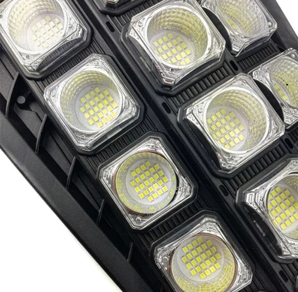 COB LED napelemes lámpa mozgásérzékelővel és távirányítóval - 20 ultra-fényes LED IP65