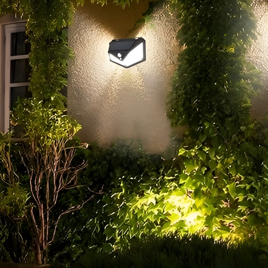 100 LED-es napelemes lámpa mozgásérzékelővel - 600 lumen