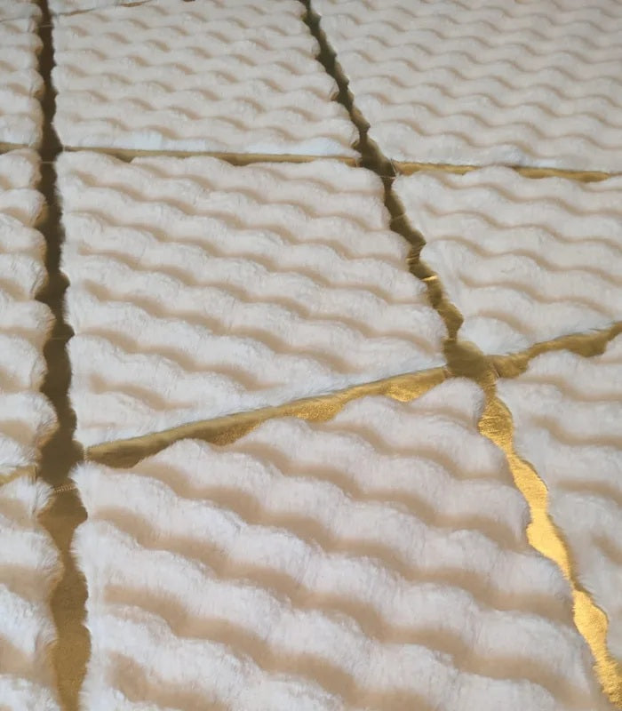Prémium műszőrme szőnyeg 3D Bubble 120x180cm - Fehér arany csíkos design