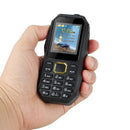 Katonai, strapabíró Dual SIM telefon 2800mAh - 3" kijelző Bluetooth FM rádió Outdoor